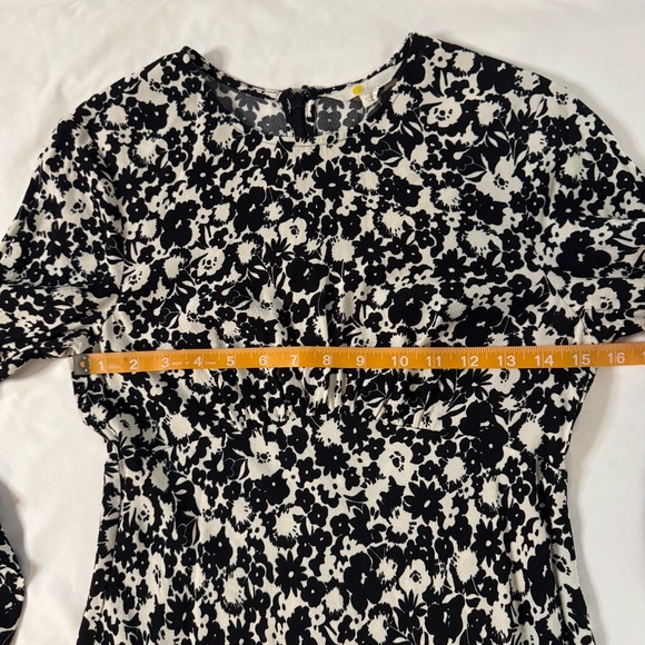 Boden Crew Neck Midi Tea Dress Long Sleeve Black Bloom Floral Size 2R Abstract - Picture 4 of 9